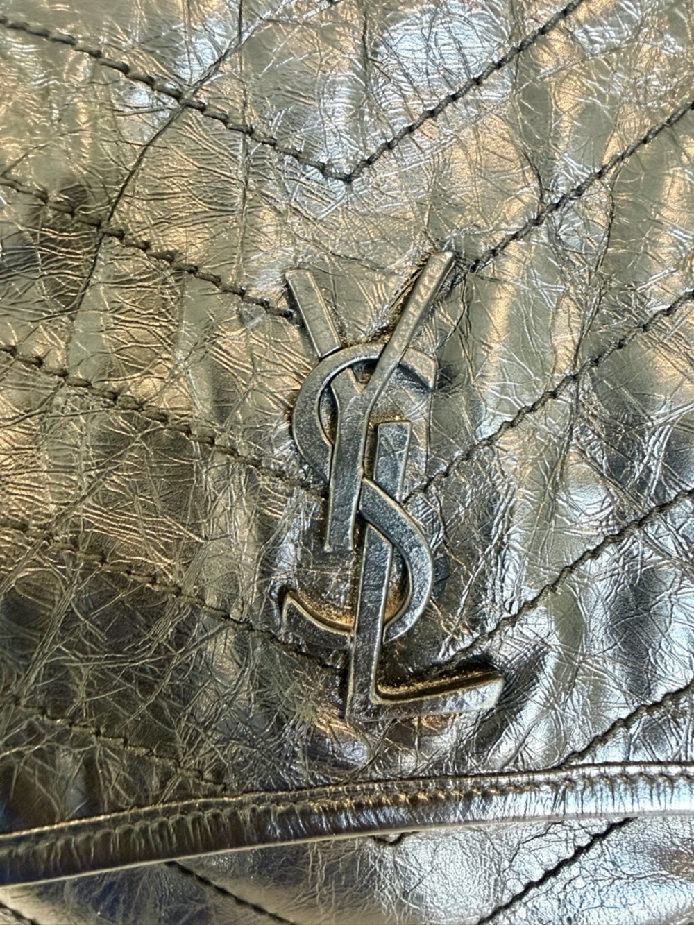 Saint Laurent Niki bag medium in vintage leather black - Picture 6 of 13